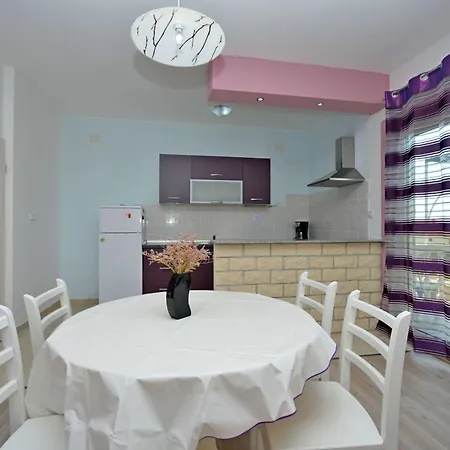 Komfortable- Modern Eingerichtete By Interhome * Sibenik