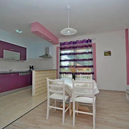 Komfortable- Modern Eingerichtete By Interhome *