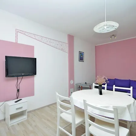 Komfortable- Modern Eingerichtete By Interhome * Sibenik