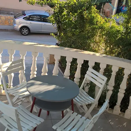 Appartement Komfortable- Modern Eingerichtete By Interhome *