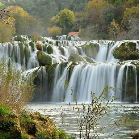 Komfortable- Modern Eingerichtete By Interhome Appartement Šibenik