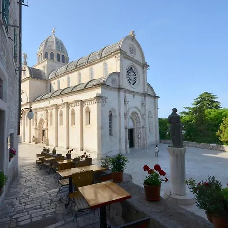 Appartement Komfortable- Modern Eingerichtete By Interhome