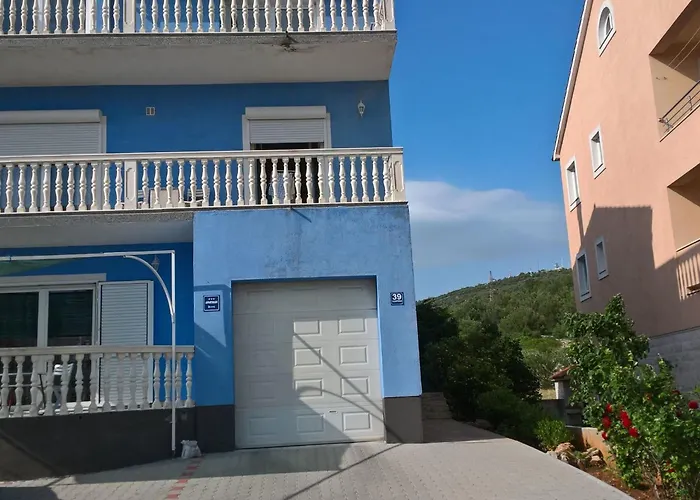 Komfortable- Modern Eingerichtete By Interhome דירה *