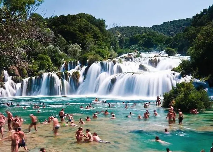 Komfortable- Modern Eingerichtete By Interhome *