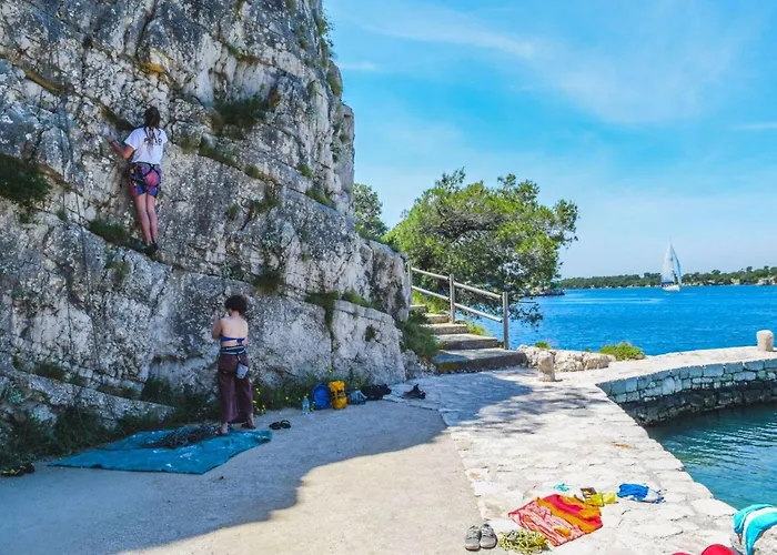 Komfortable- Modern Eingerichtete By Interhome * שיבניק